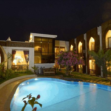 Raza Gyo Hotel Bagan Bagian luar foto