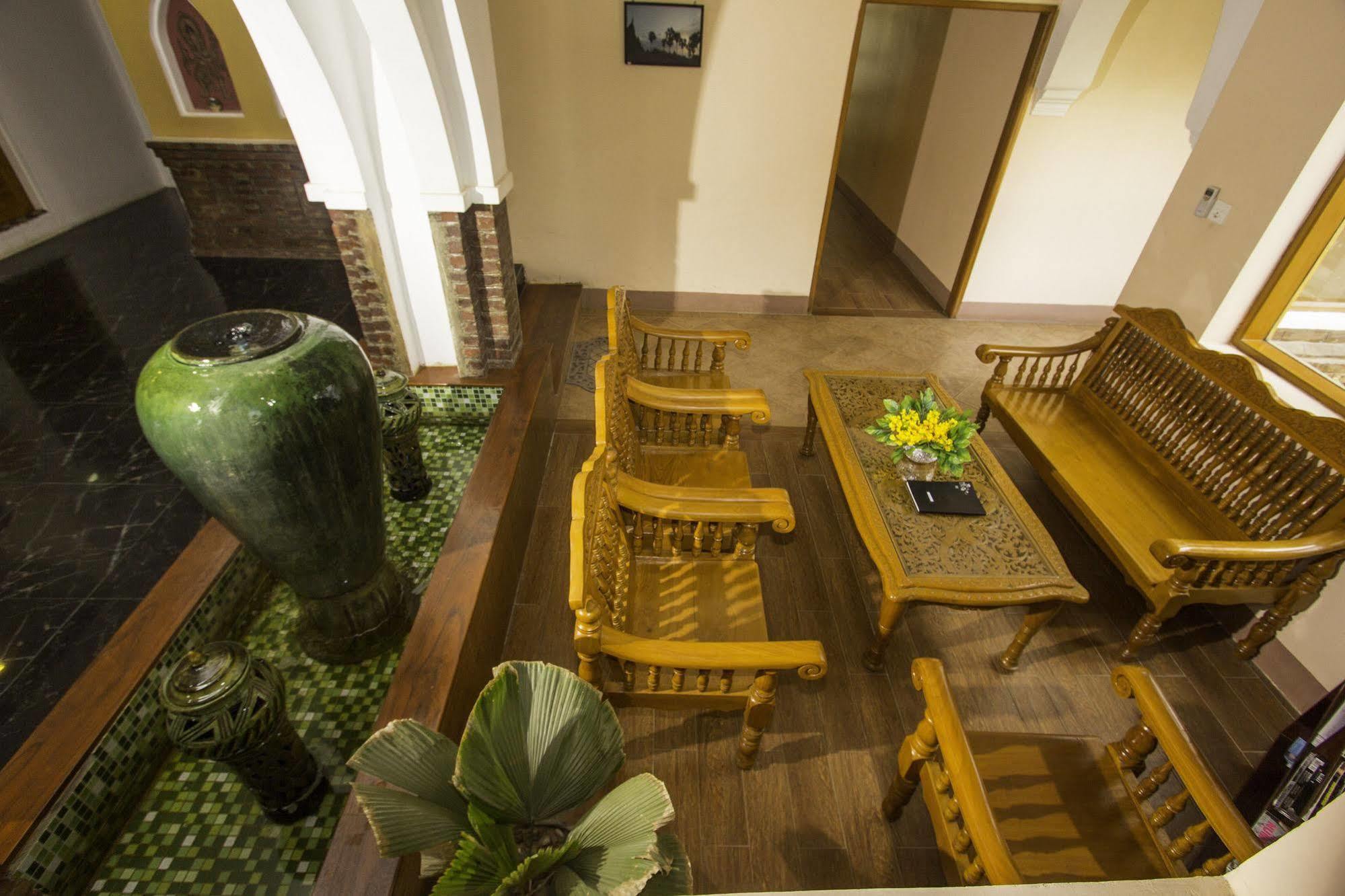 Raza Gyo Hotel Bagan Bagian luar foto