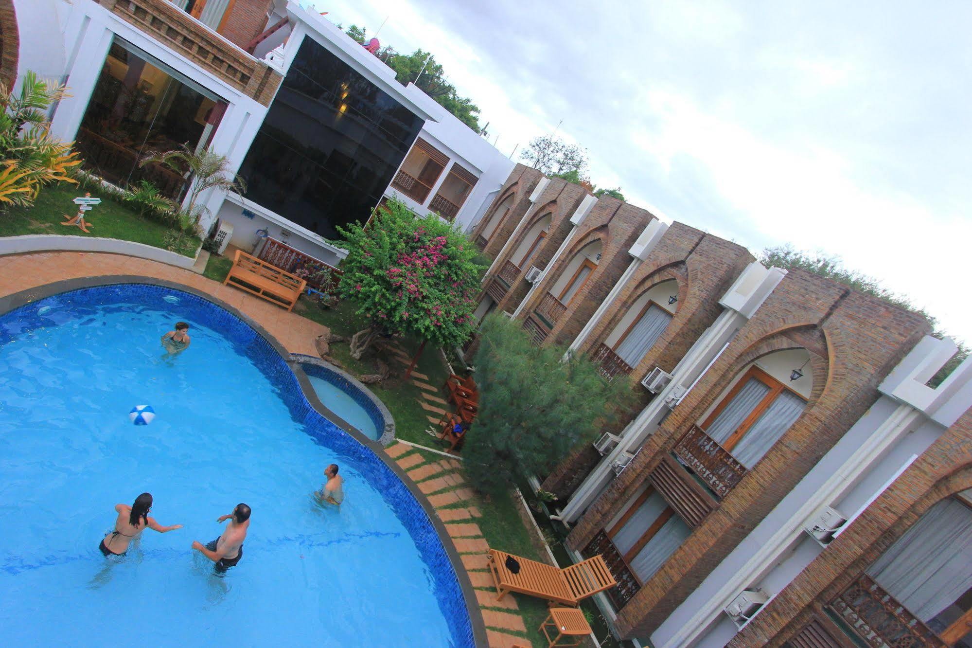 Raza Gyo Hotel Bagan Bagian luar foto