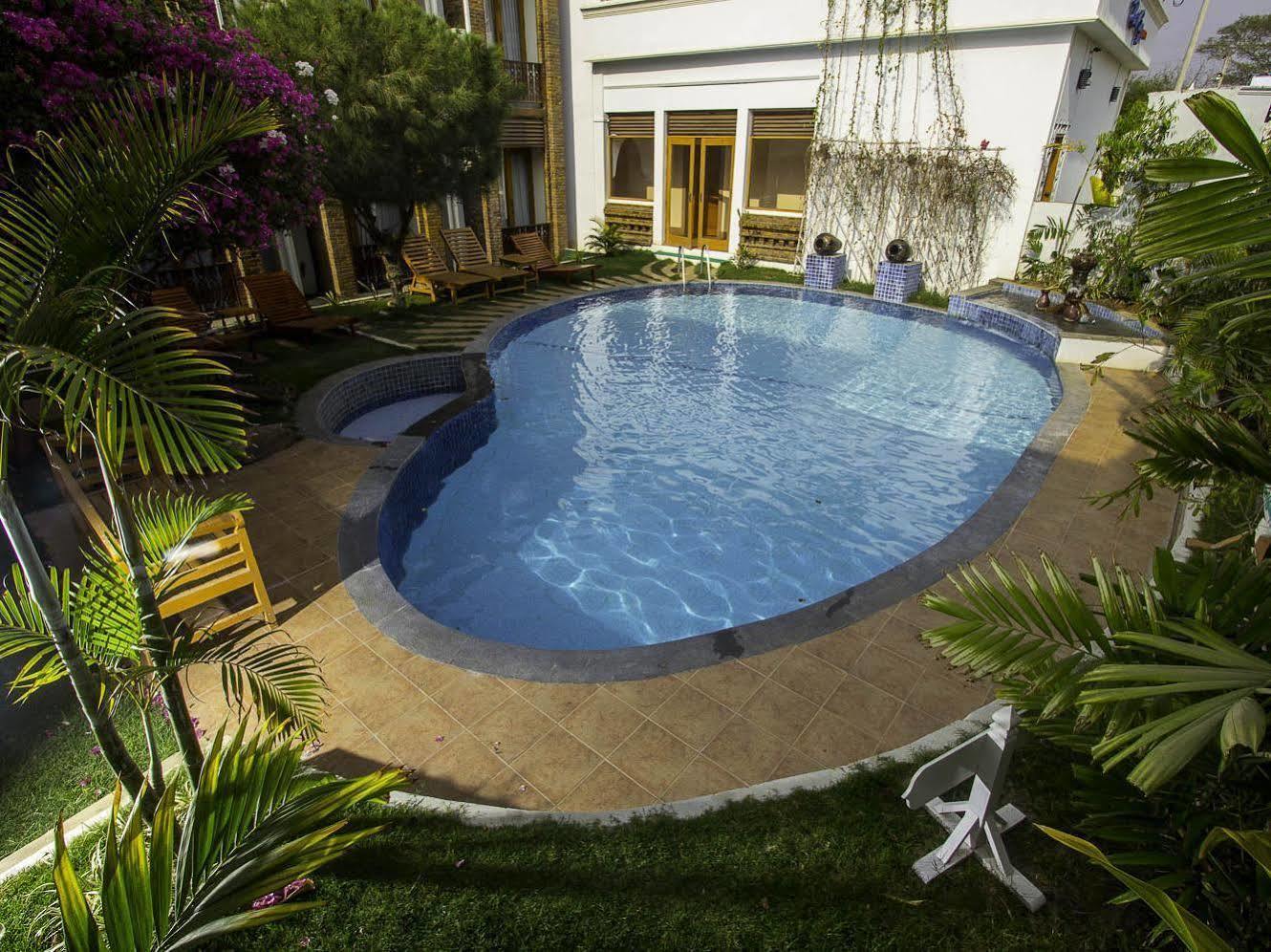 Raza Gyo Hotel Bagan Bagian luar foto